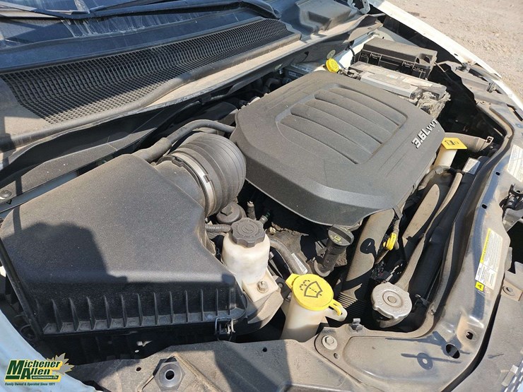 2011-dodge-grand-caravan-se-image-30