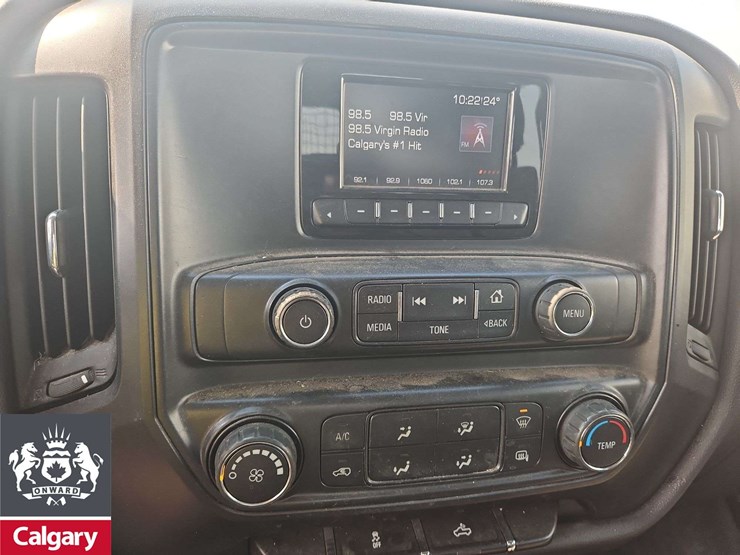 2015-gmc-sierra-2500hd-image-21