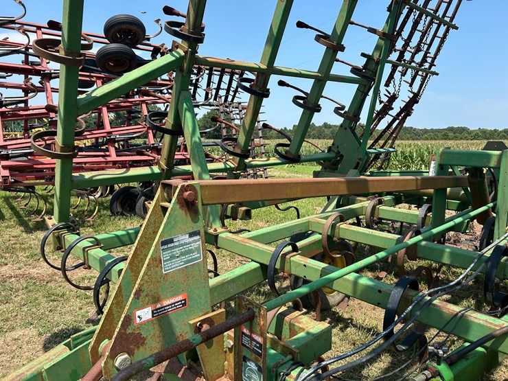 john-deere-34-image-46