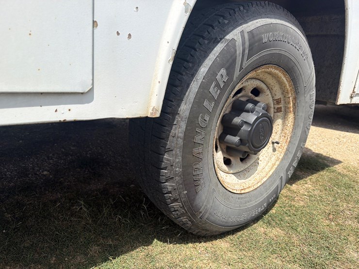 2004-ford-f250-image-6