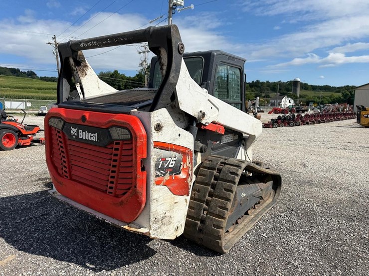 2020-bobcat-t76-image-4
