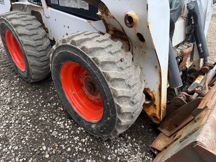 2020-bobcat-s590-image-12