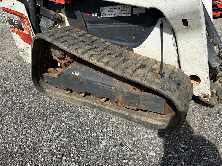 2020-bobcat-t76-image-12