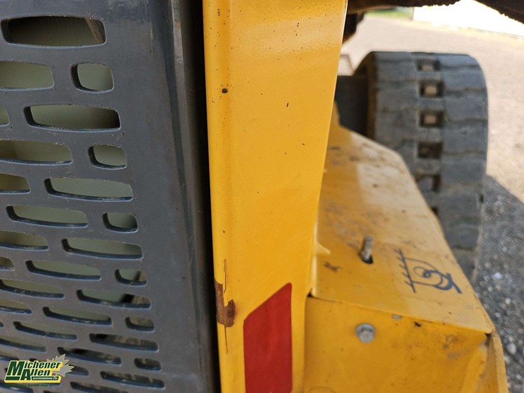 2024-deere-325g-image-41