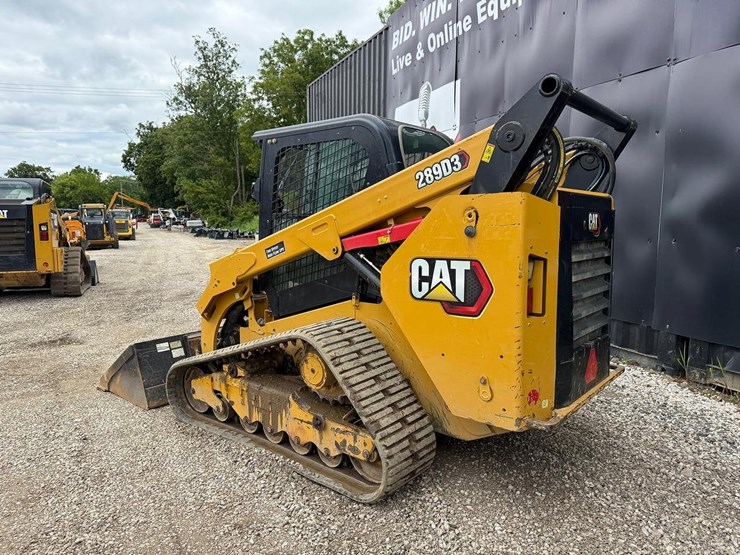 2020-caterpillar-289d3-image-3