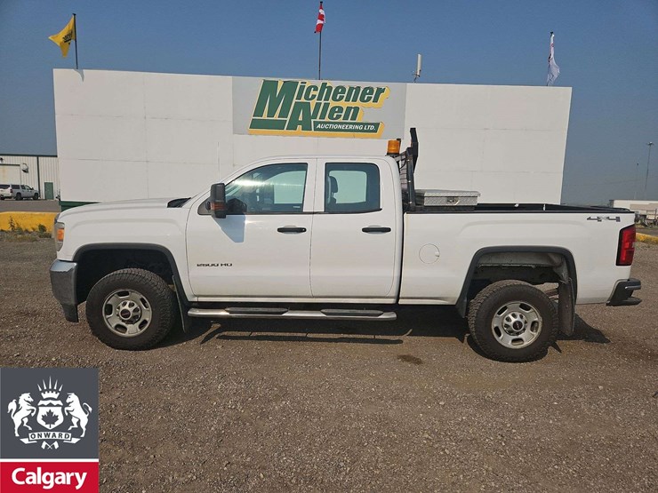 2015-gmc-sierra-2500hd-image-2
