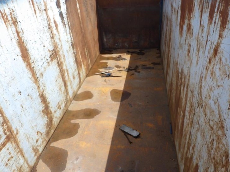 roll-off-container-24"l-x-8'2"h-x-8'w-image-9