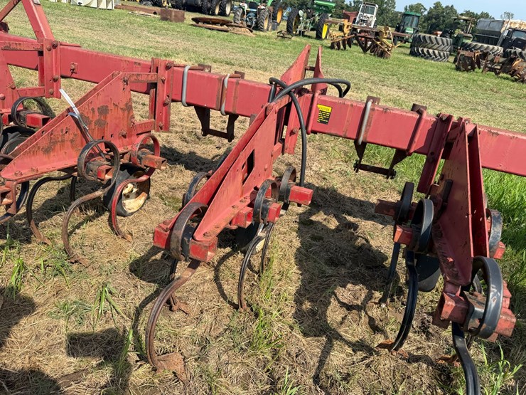 case-ih-183-image-21