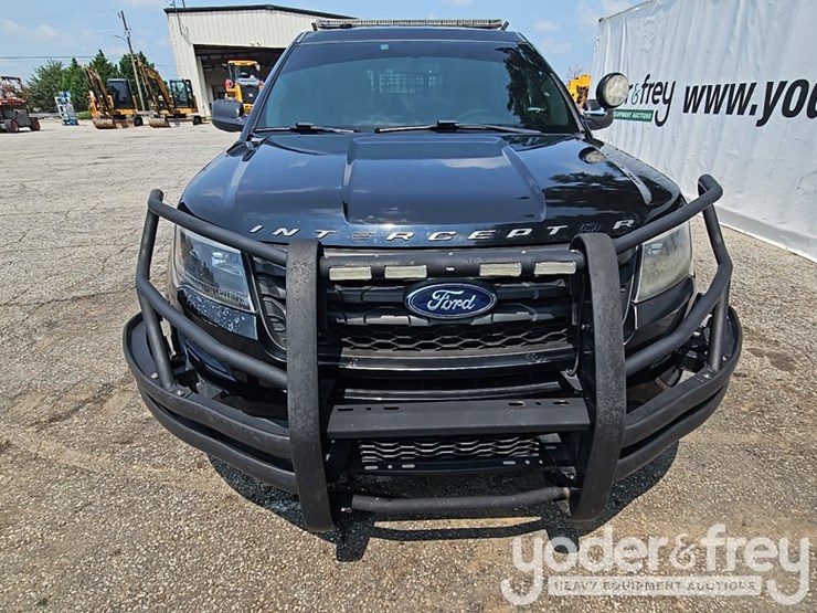 2017-ford-explorer-xlt-image-8