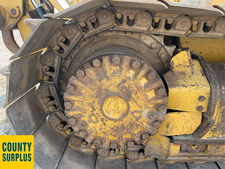 2014-caterpillar-d5k2-image-13