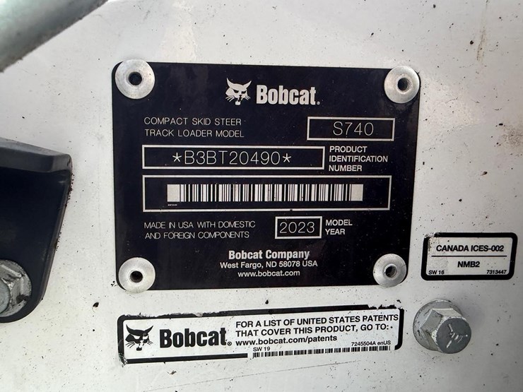 2023-bobcat-s740-image-26