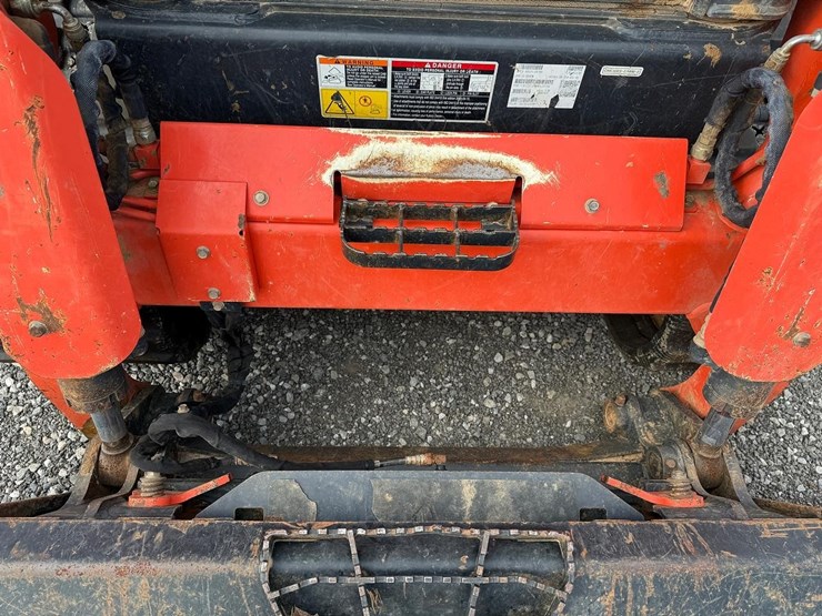 kubota-svl75-2-image-10