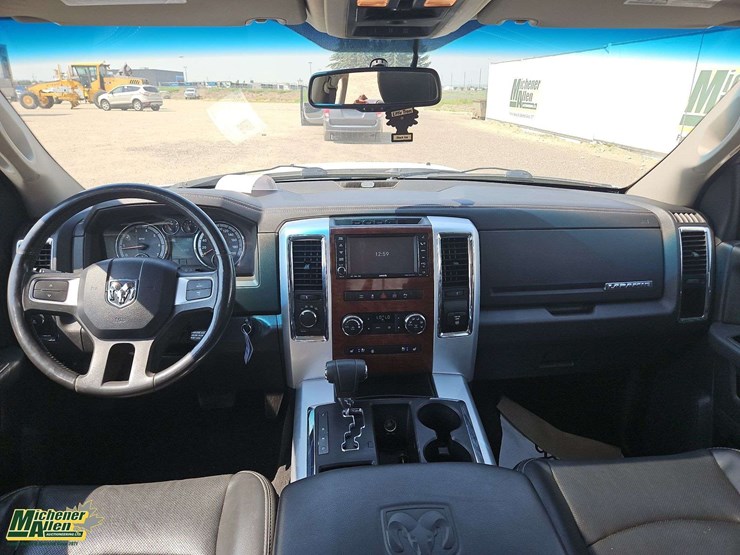 2010-dodge-ram-1500-image-16
