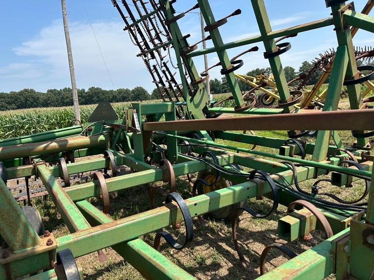 john-deere-34-image-57