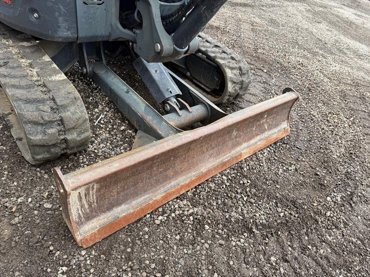 2023-bobcat-e35-image-11