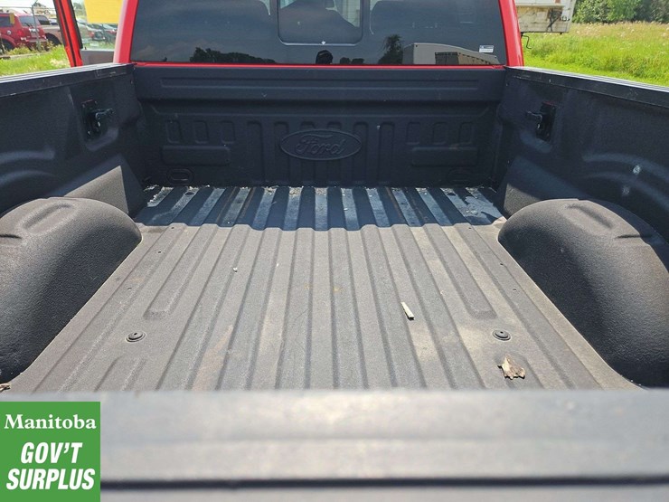 2017-ford-6.5-ft-image-24