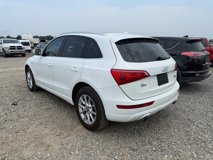 2012-audi-q5-image-4