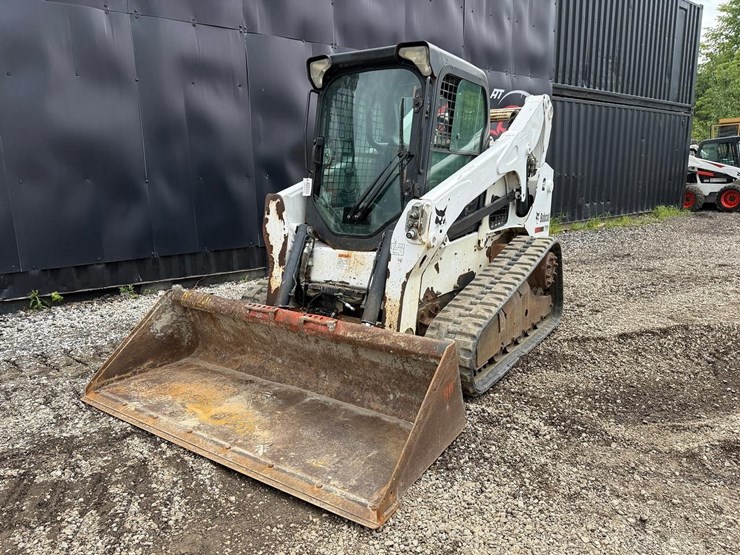 2012-bobcat-t750-image-8