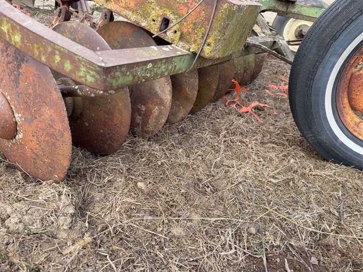 john-deere-11-image-22