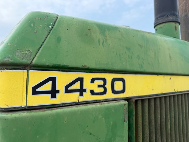 1976-john-deere-4430-image-41