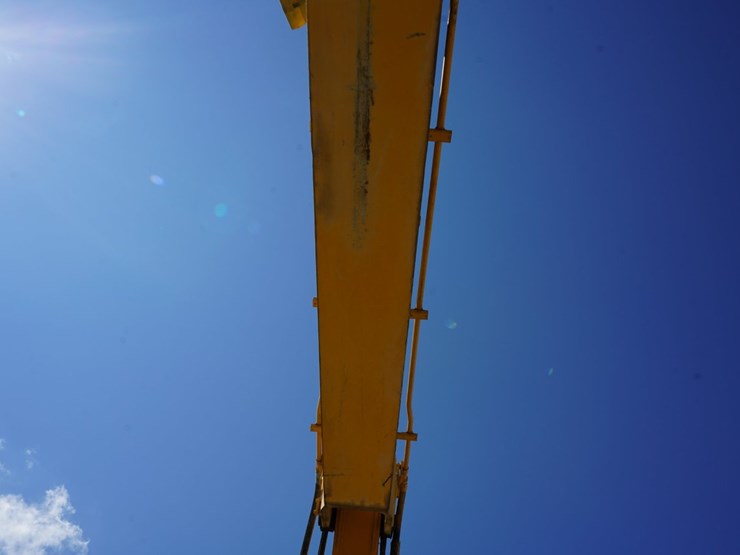 2002-komatsu-pc220-lc-7l-image-25