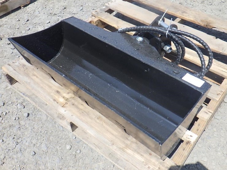 tpm-hydraulic-excavator-tilt-bucket-32"-image-1