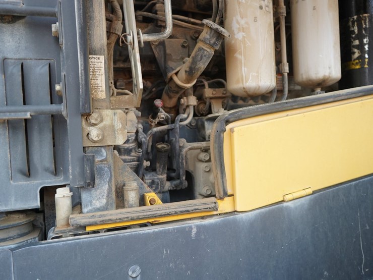 2012-komatsu-wa470-6-image-34