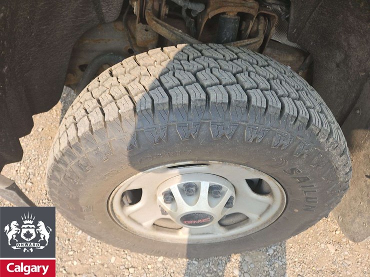 2015-gmc-sierra-2500hd-image-9