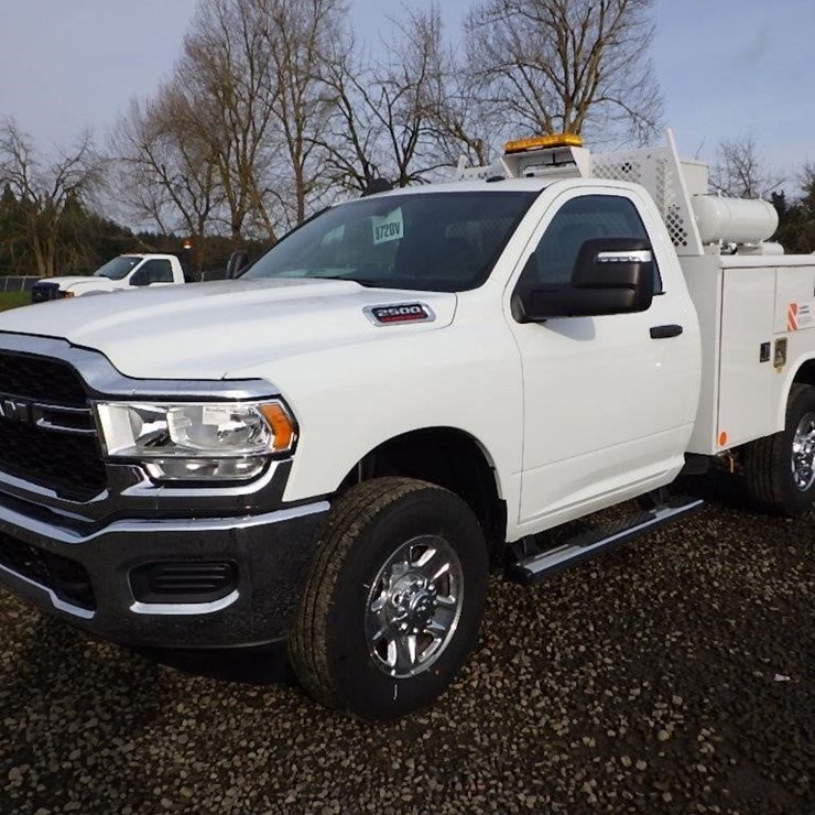 2024 DODGE RAM 2500