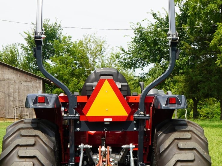 2024-massey-ferguson-1835m-image-5