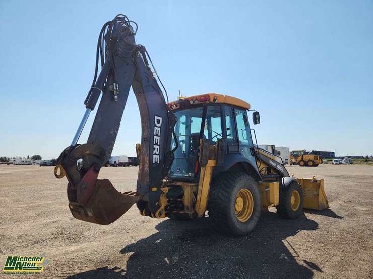 deere-410l-image-26