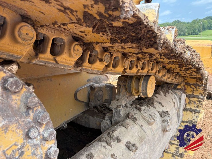 2015-caterpillar-d6t-lgp-image-57