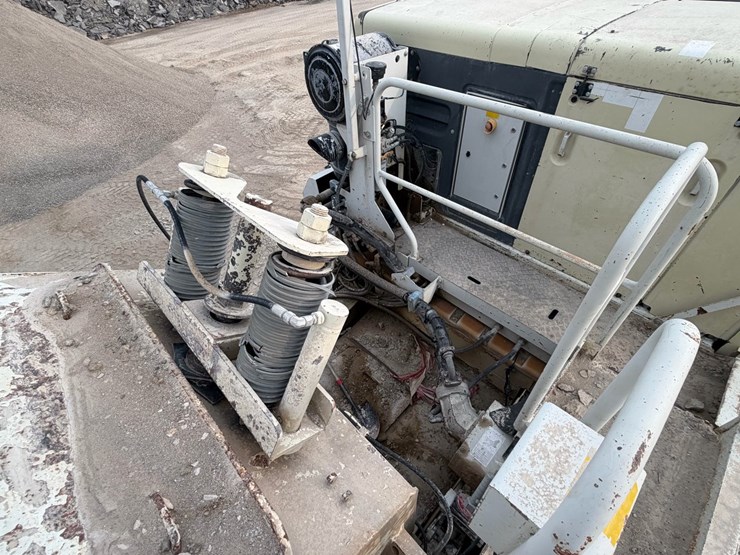 2012-metso-lokotrack-lt1213-tracked-impact-crusher-plant-image-30