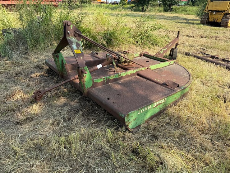 john-deere-7-image-1
