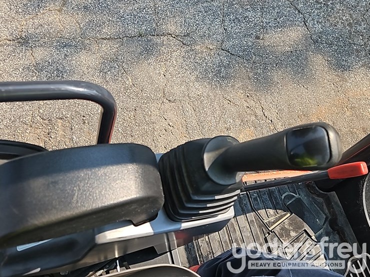 2025-kubota-u35-4-image-32