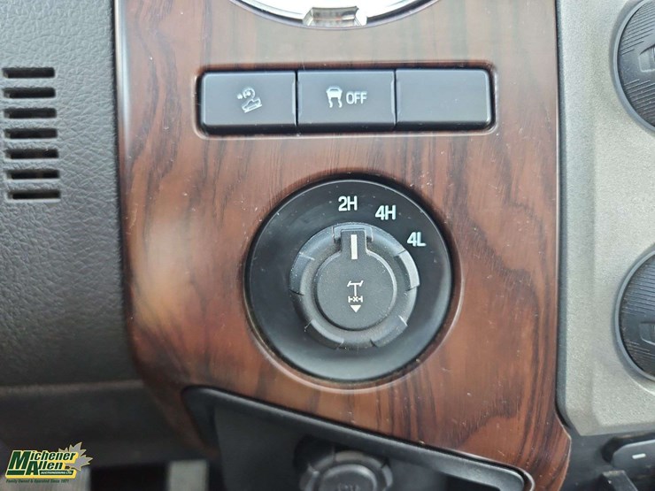 2013-ford-f350-image-25