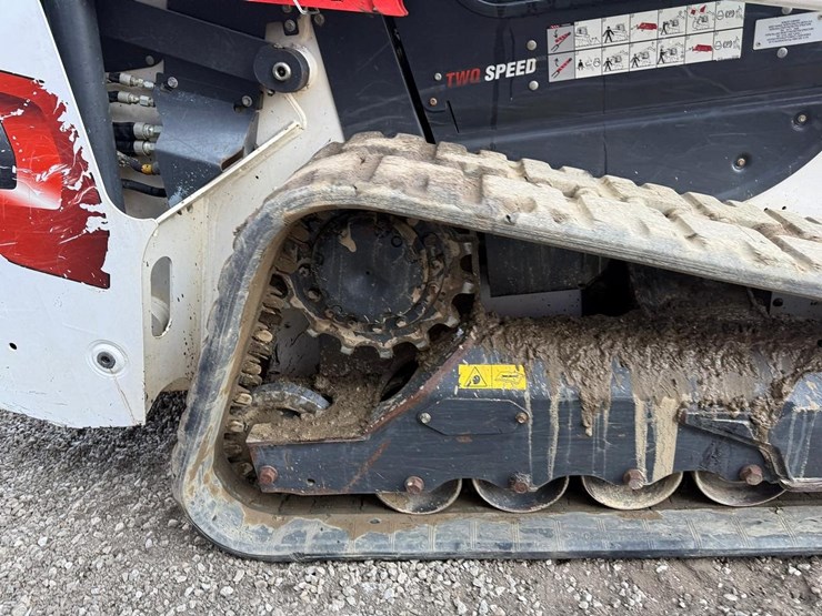 2021-bobcat-t64-image-13