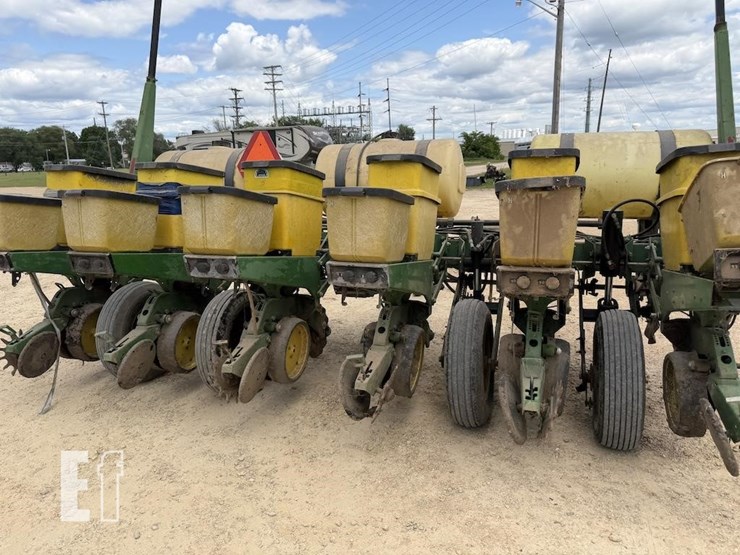 john-deere-6765-image-6