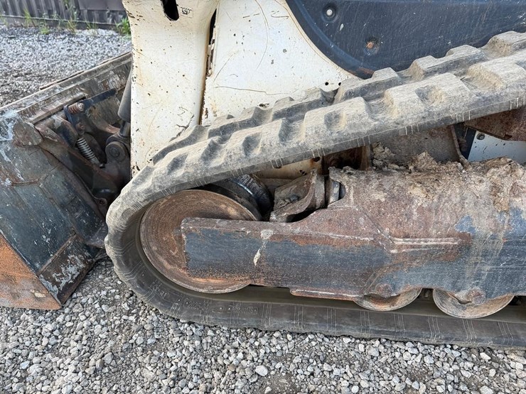 bobcat-t62-image-18