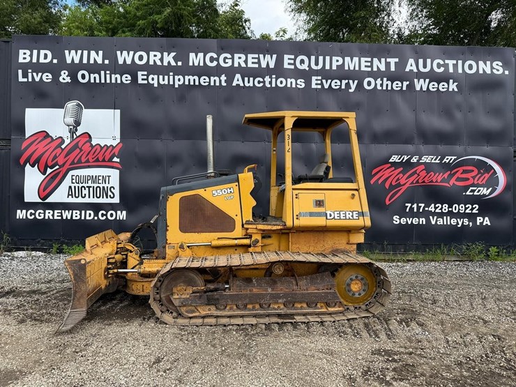 deere-550h-lgp-image-1
