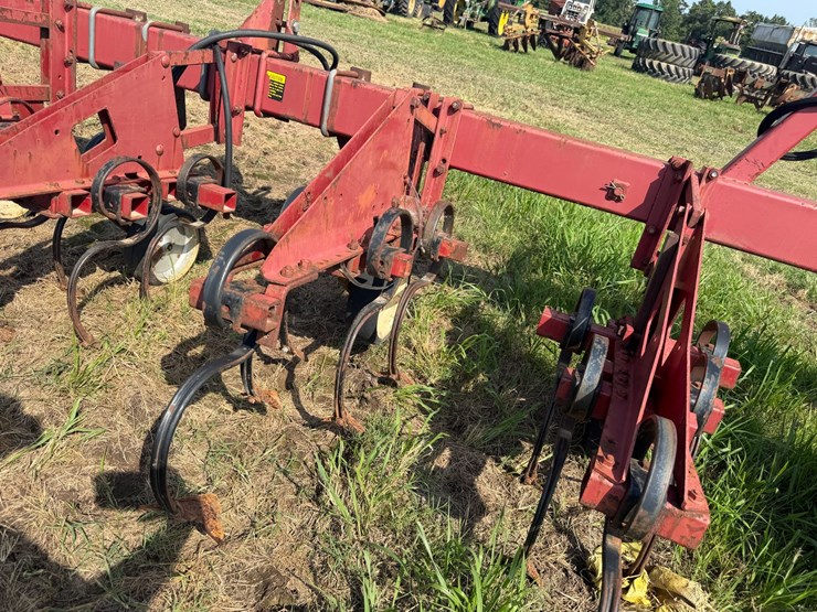 case-ih-183-image-19