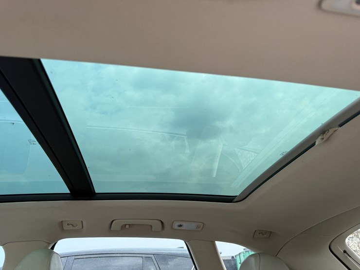 2012-audi-q5-image-21