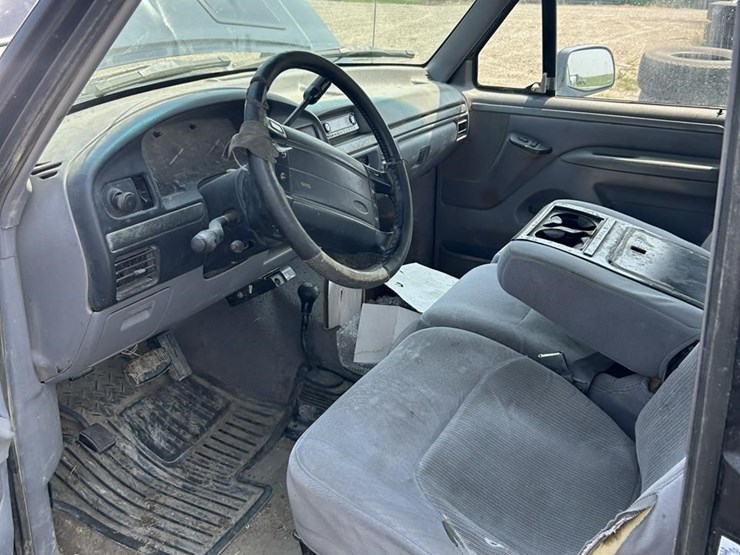 1995-ford-f150-image-35