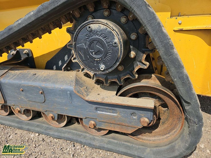 2024-deere-325g-image-37