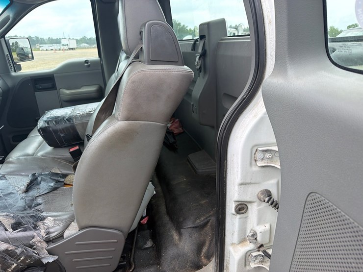 2005-ford-f150-image-12