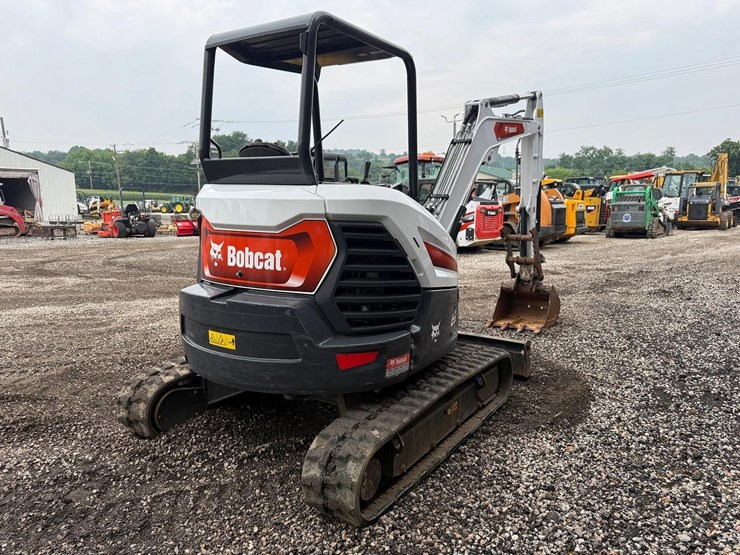2023-bobcat-e35-image-4