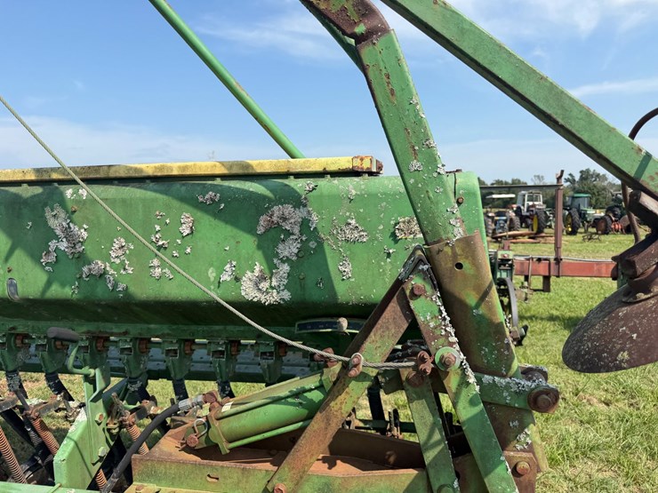 john-deere-15-image-31