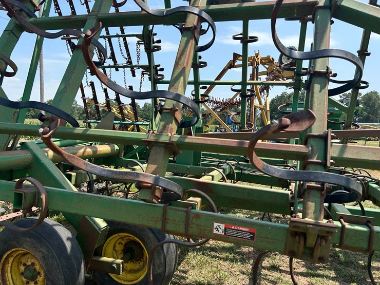 john-deere-34-image-64