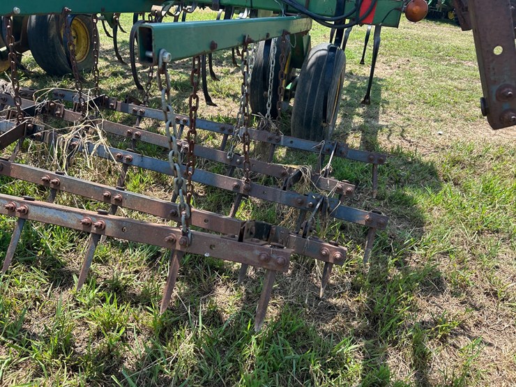 john-deere-34-image-19
