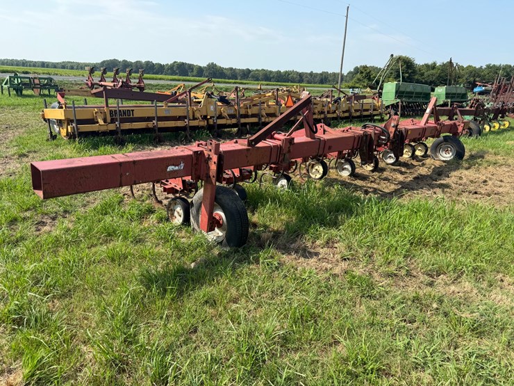 case-ih-183-image-2